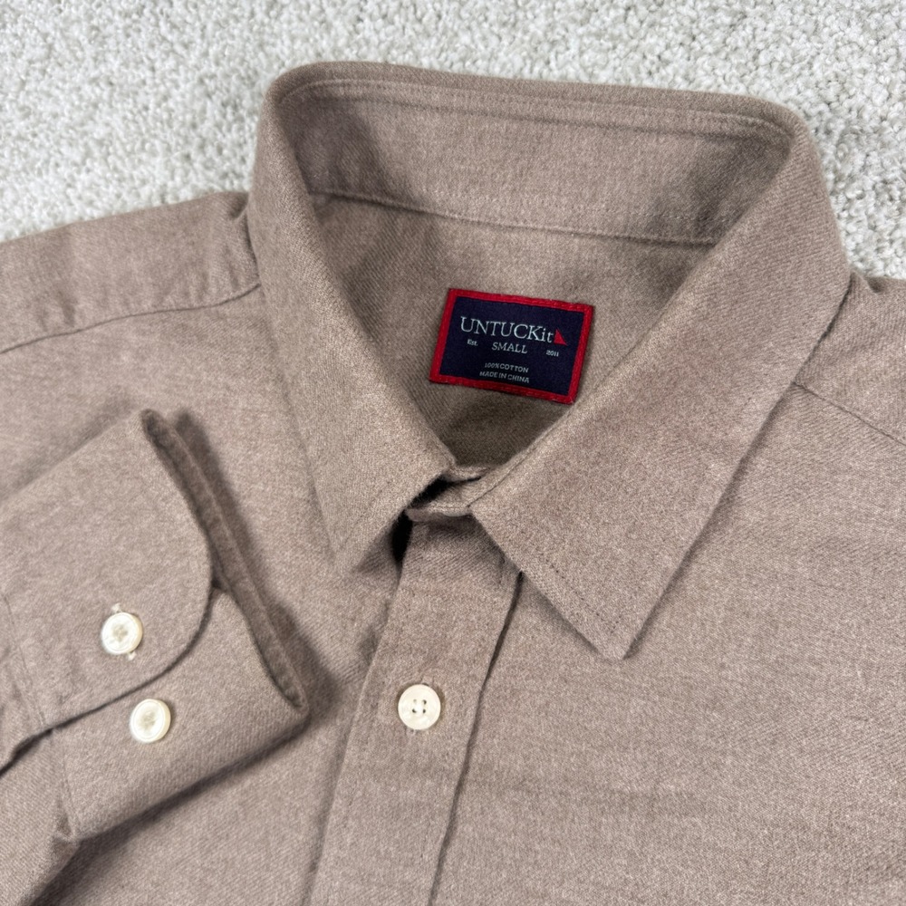UNTUCKit Button Down Shirt Men Small Tan Flannel Long Sleeve Cotton Casual